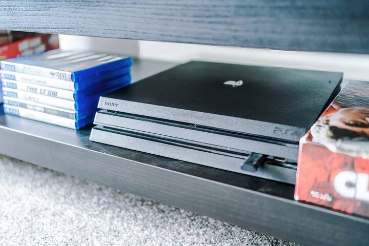 Long Stays Contractors| Central | Parking gallery image 3