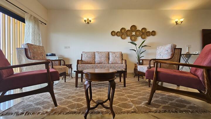 Living room image 4