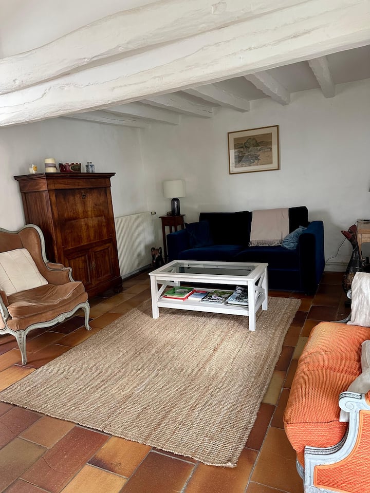 Un Véritable Cottage à 40 Km De Paris - シャンティイ