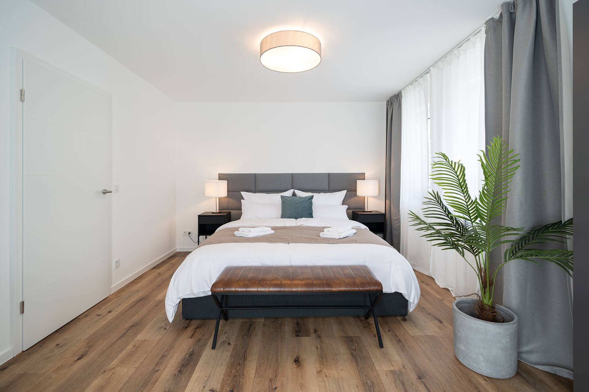 Sun Lounge with Panorama Terrace in Dresden