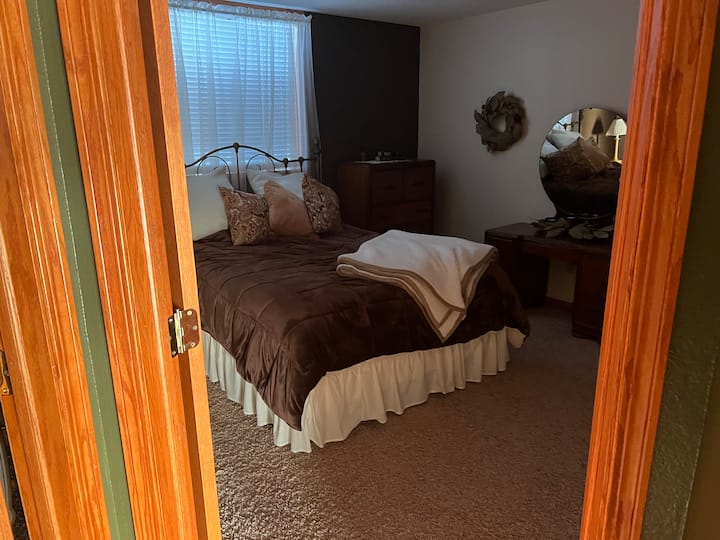 غرفة النوم 2