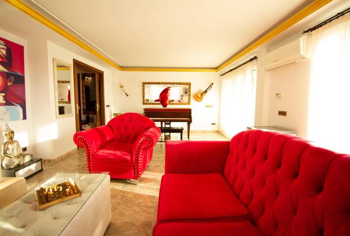 Mansión Versace lujo gallery image 5