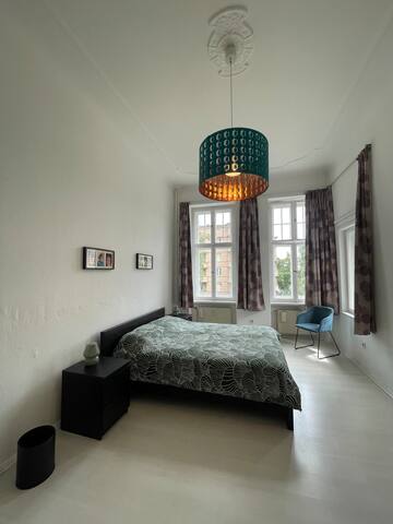 Charming +130m2 Flat near Messe and City West gallery image 5