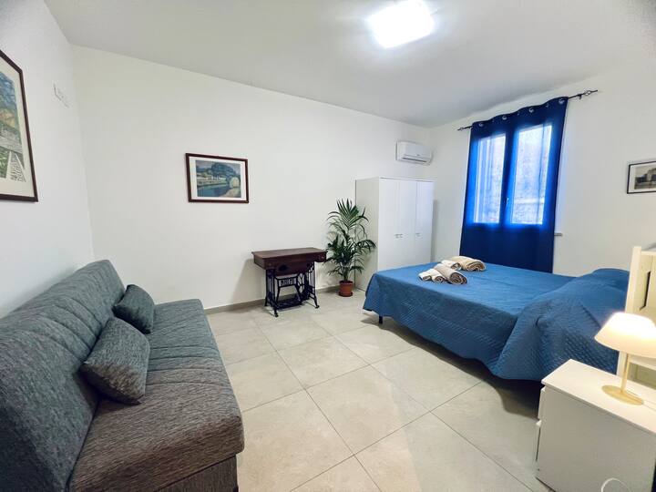 საძინებელი 1