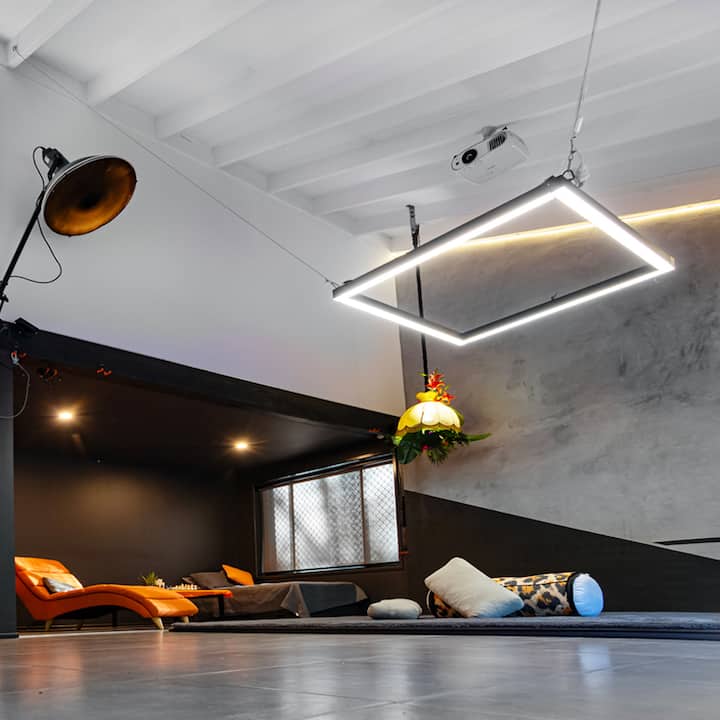 Bespoke Open Plan Home Coastal Wellness Getaway - Gold Coast