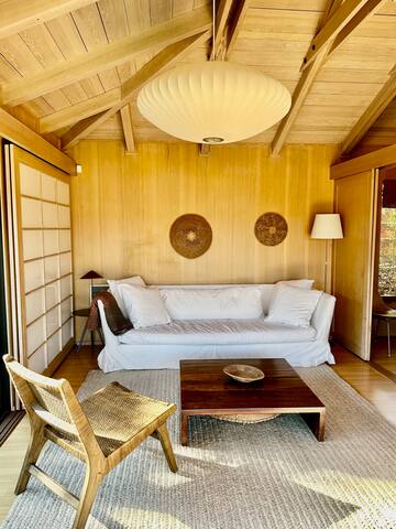 Mid-Century Gem Best Views 10m from Stanford gallery image 5