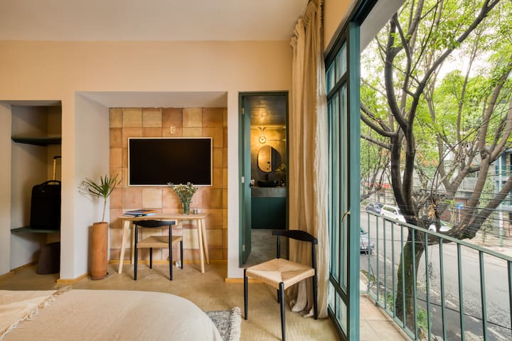 Company Retreat in 7BR/7BA house gallery image 4