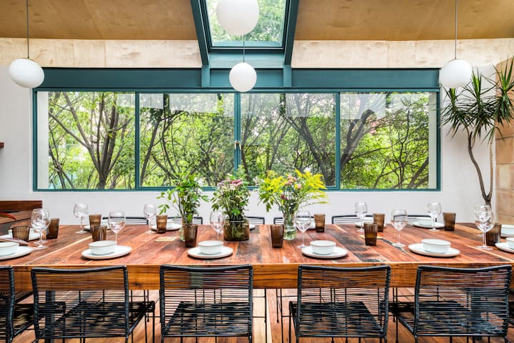 Company Retreat in 7BR/7BA house gallery image 3