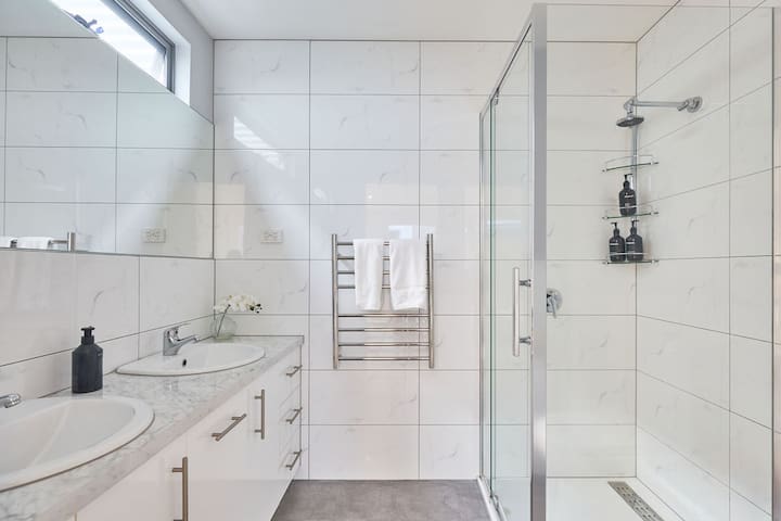 Launceston Short Stay Management managed Airbnb listing 2