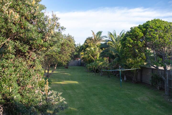 BillyBlue – Big Family, Best Value! Enormous Yard gallery image 4