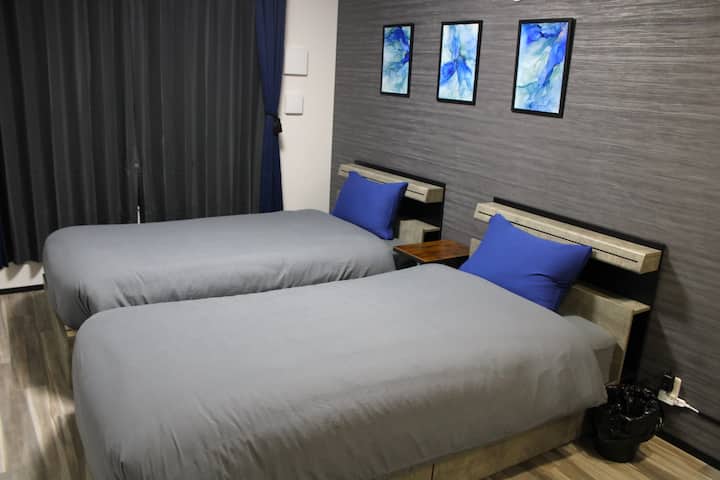 5 minutes on foot from Ikebukuro Station!Newly built boutique hotel: Single twin ⑦/Anime 10 minutes on foot