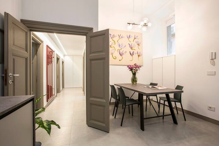 New 3-Bedroom Loft by Vatican & Trastevere, Rome gallery image 2