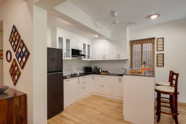 Kitchenette image 1