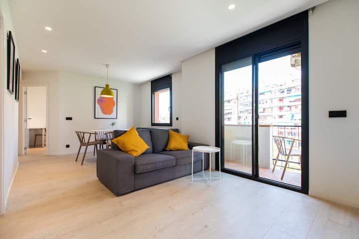2br Apartment. Newly Renovated. Montjuic/gran Via - Barcelone