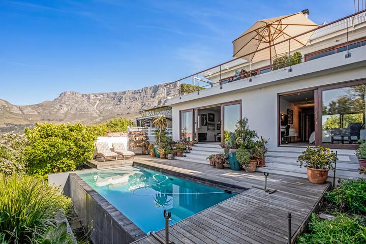 Luxury Home with Pool and breathtaking Views