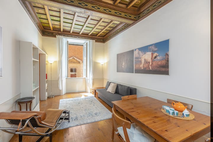 Rental in Rome – Accogliente apt in Via Frattina