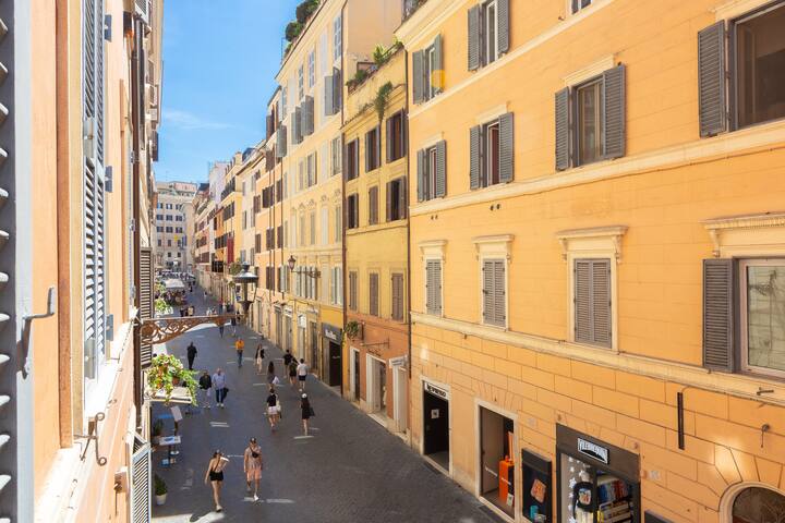 Rental in Rome – Accogliente apt in Via Frattina gallery image 2