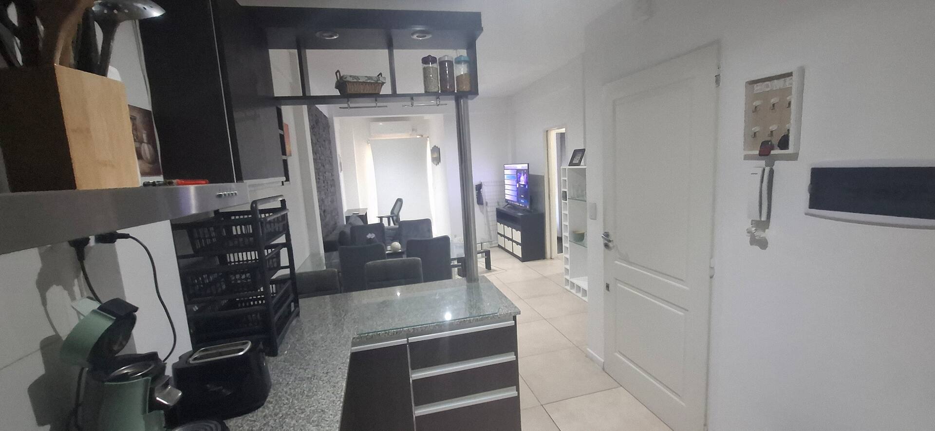Flat with barbecue, washing machine and parking