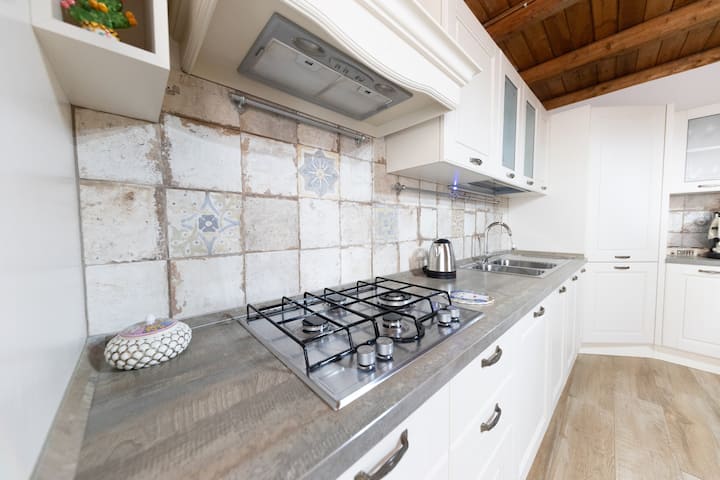 Cortile Gioeni Apartment - Cefalú