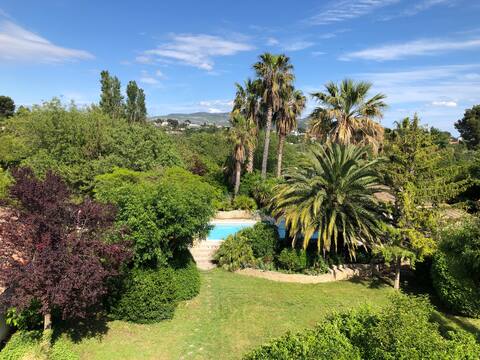 Property with pool, garden and sports field