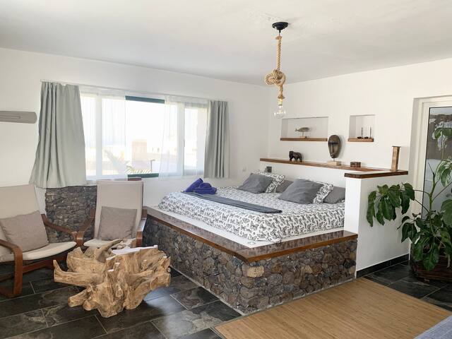 Weybeach managed Airbnb listing 2