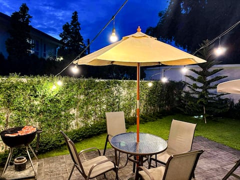 Patio/BBQ Oasis/Park/Gym/Pool Table/Golf Course