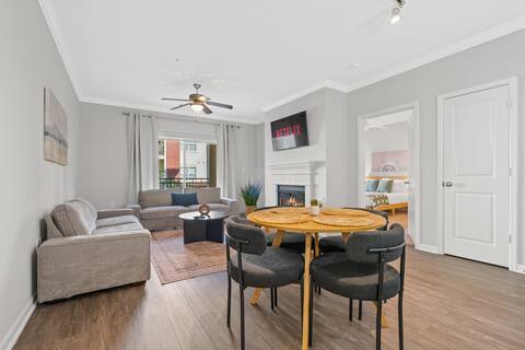 Huge 2 Bd | Free Parking | Gym | Brand New!
