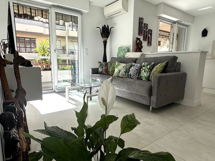 Elegant Smart Living Flat Harbour Area Wth Balcony - Nice