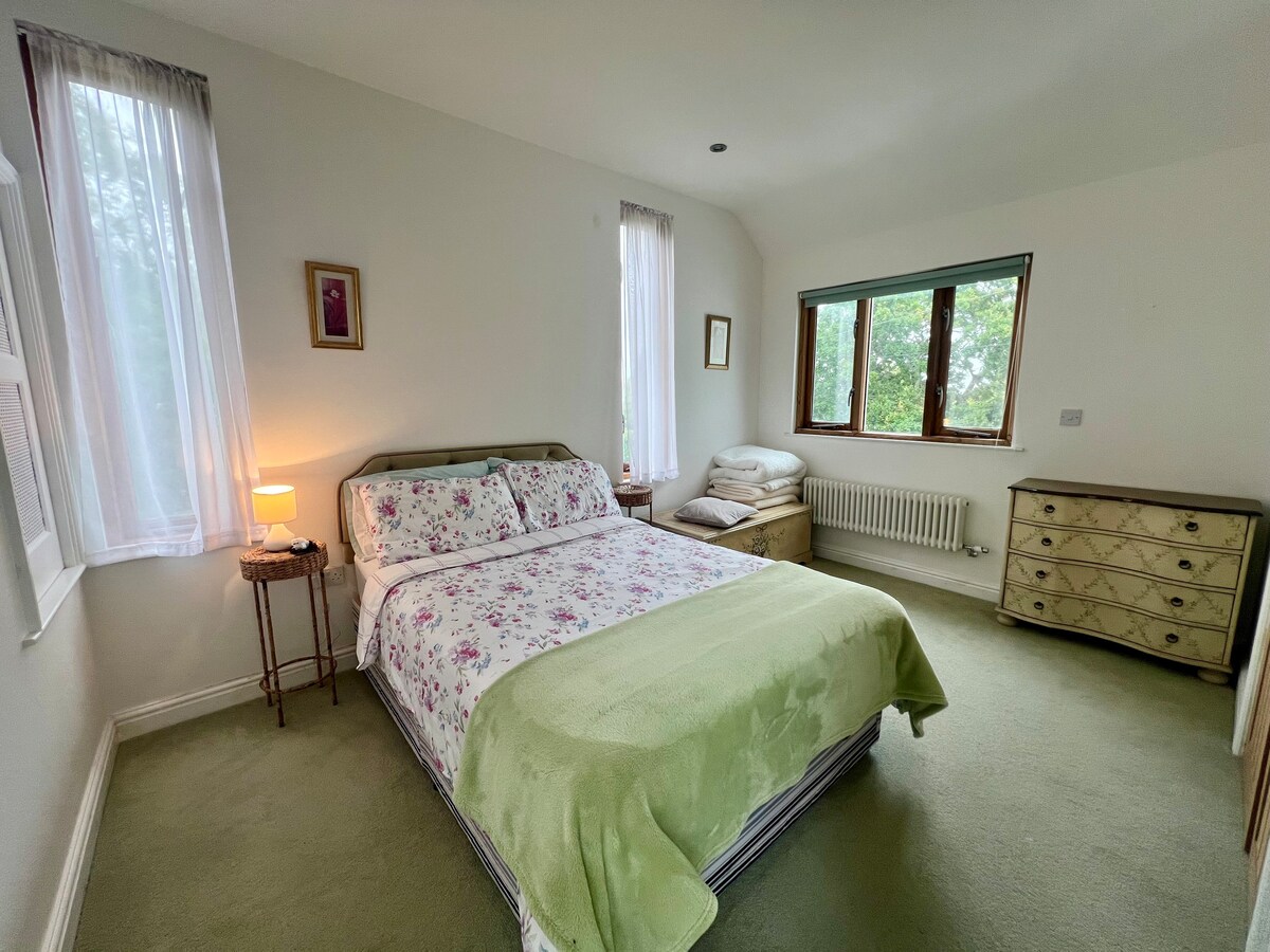 vistas de ambas costas (al norte de la cabeza de St Ives y del sur al puerto de Newlyn).