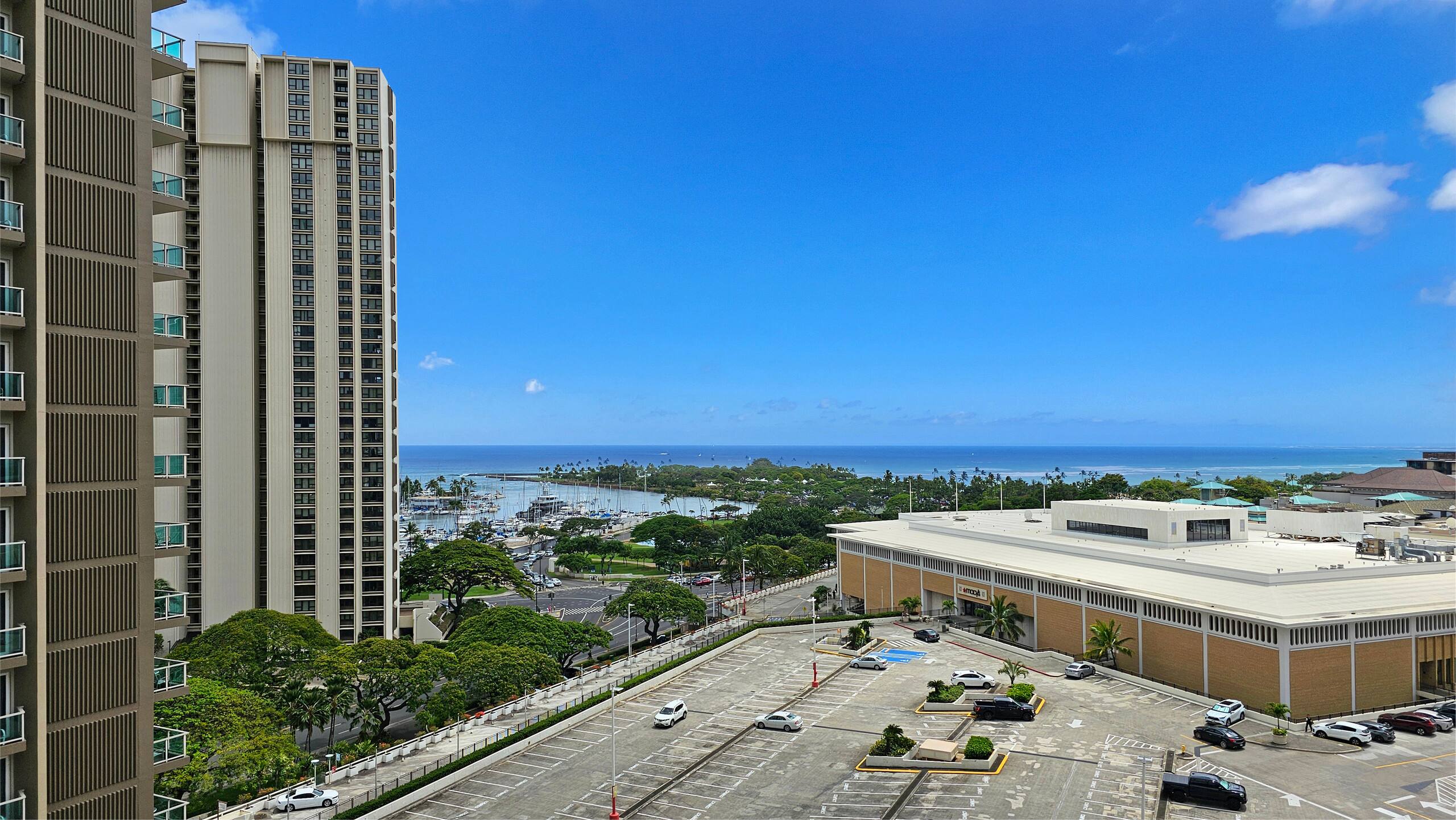 Hotel in Honolulu · ★4.88 · 1 bedroom · 1 bed · 1 private bath - Image 25