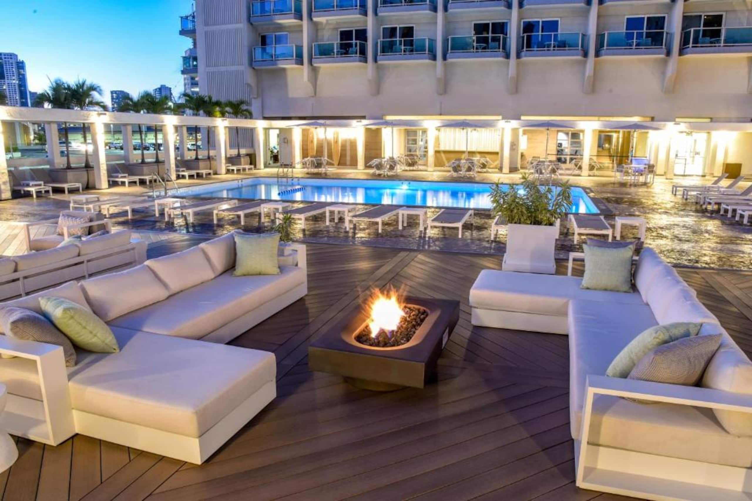 Hotel in Honolulu · ★4.88 · 1 bedroom · 1 bed · 1 private bath - Image 7