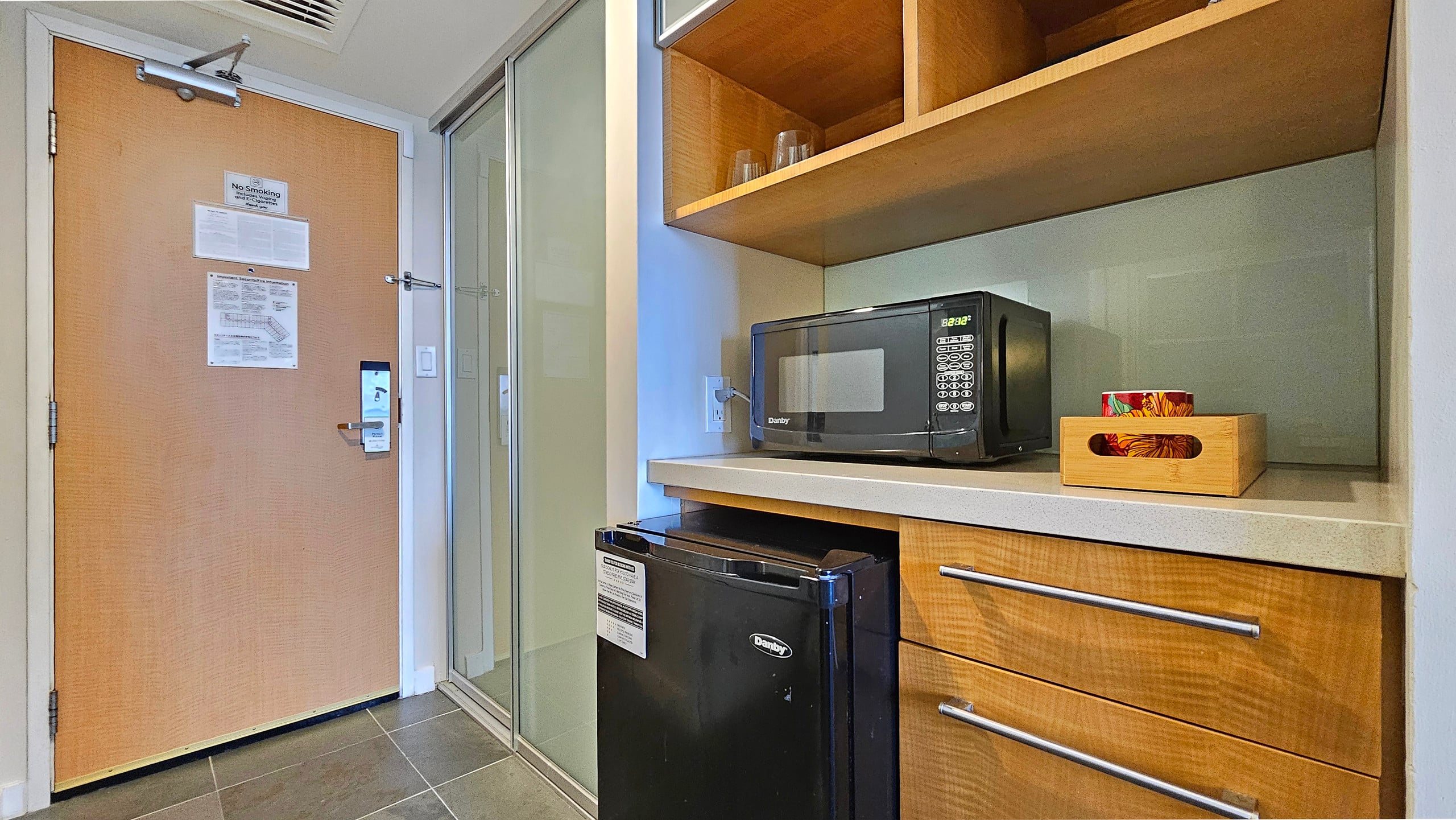 Hotel in Honolulu · ★4.88 · 1 bedroom · 1 bed · 1 private bath - Image 5