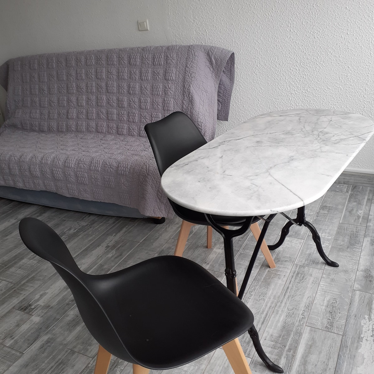 Top Airbnb: Apartment for Couple / 1 child nice view of the port à Le Grau Du Roi