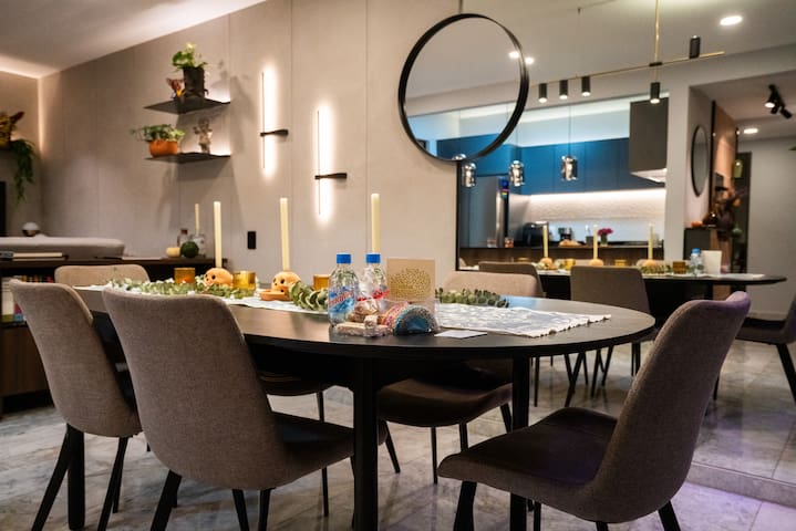 Luxury Roma Norte – Condesa – Private Patios – Gym