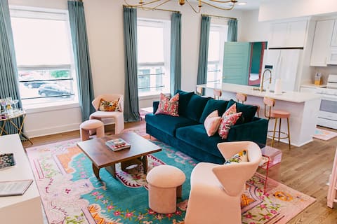 Popular Airbnb listing: Forever Young I Pettigrew Adventures in Midtown in Cooper Young