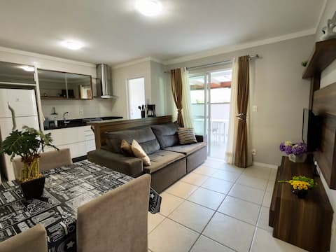 Top Airbnb: Spacious Oktoberfest Apt 600 meters from Vila Germânica in Blumenau