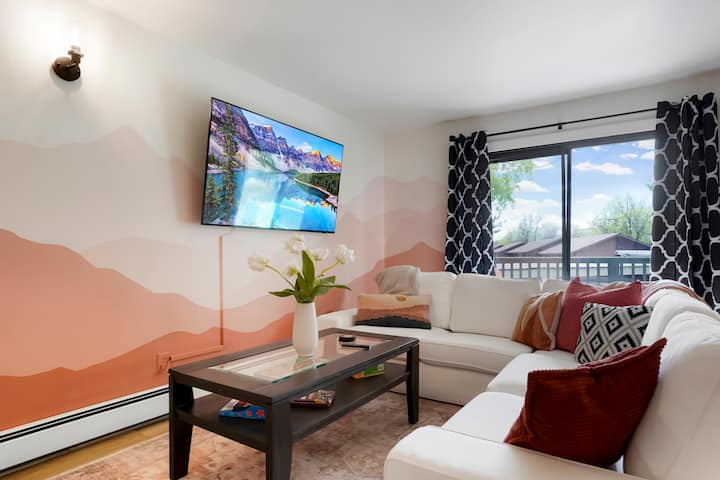 Boulder Retreat W/ Pool & Mountain Views - Fiske Planetarium