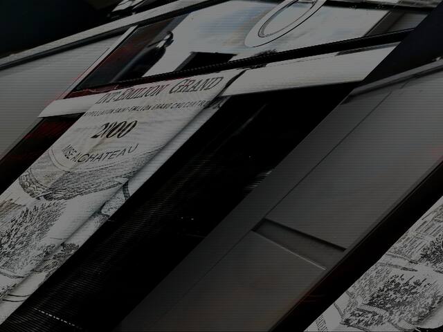 Heart Of London 3BR Penthouse: Skyline Of LND City gallery image 4