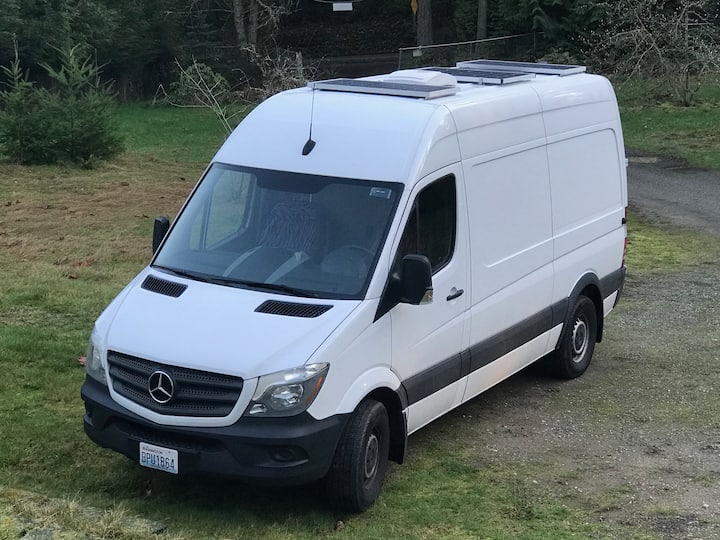 Mobile Tinyhome Sleeps 2 +Tent 4 More (2 Ebikes!) - Bainbridge Island, WA