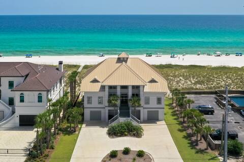 Beachfront Luxury Estate Sleeps 20 & Allows Events