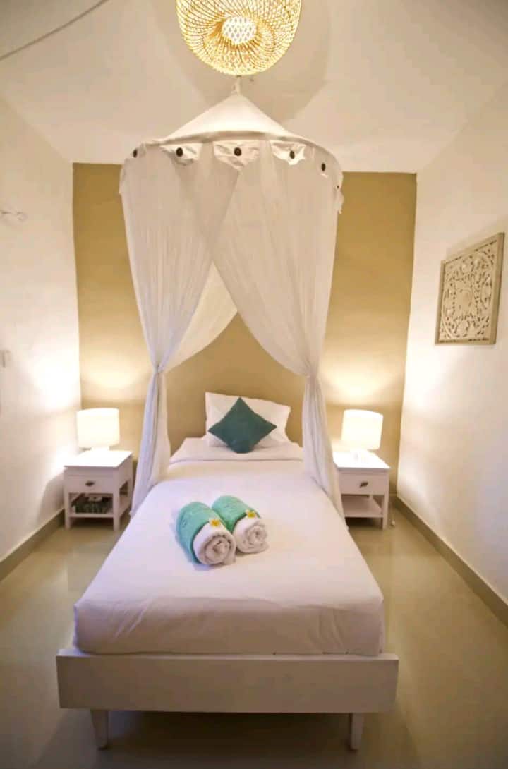 საძინებელი 9