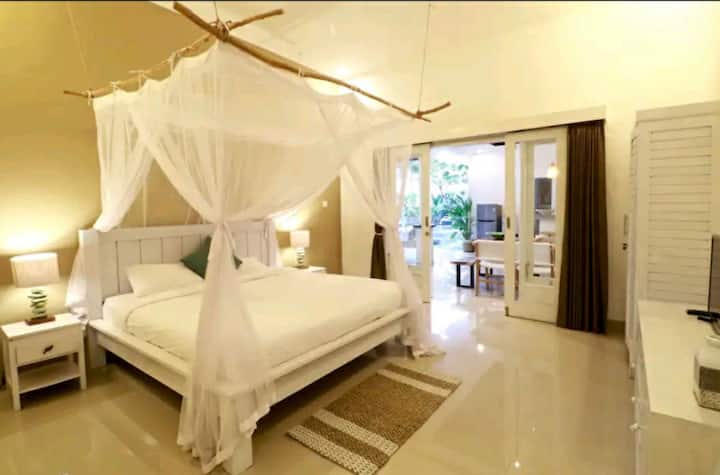 საძინებელი 8