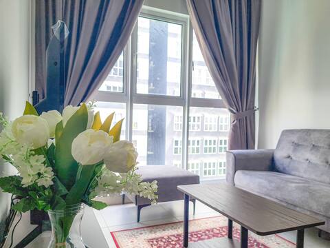 Lovely Homestay + Netflix -Fast Wi-Fi (B-18-10)