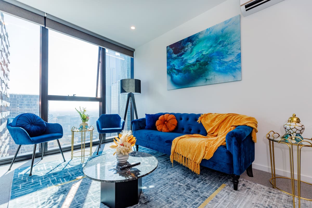 Living room image 1