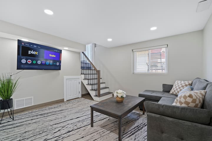 Villa Park Getaway – Cozy 3br Retreat Near Chicago - Oak Brook, IL