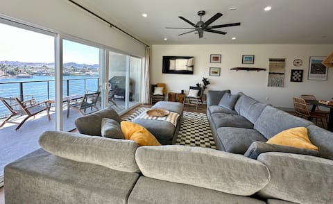 Salt Cedar on the Lagoon | Modern Waterfront