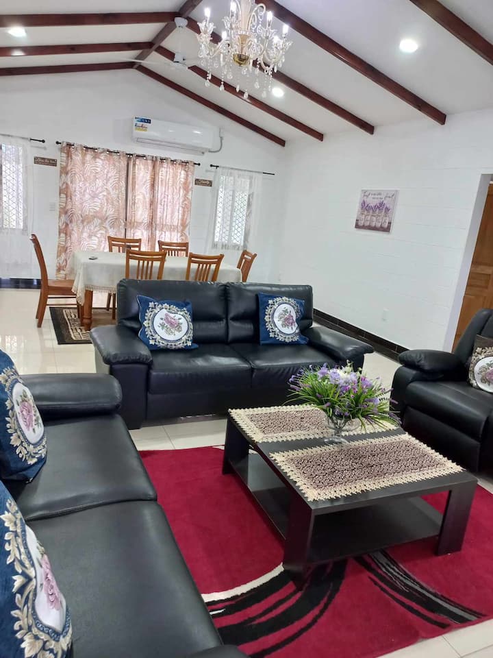 Seraphine's Cheap Accommodation - Apia