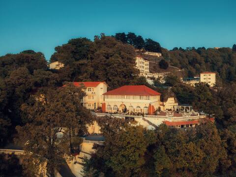 Arvelia Mansion Luxe by Da Alohas