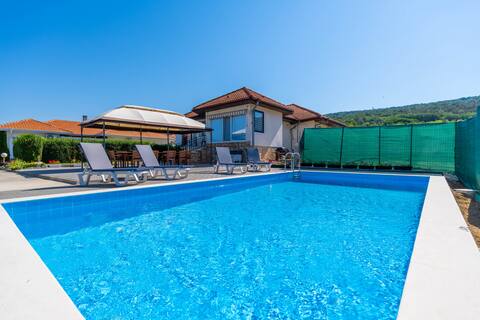 Guest House Geranium 2 Varna/Albena