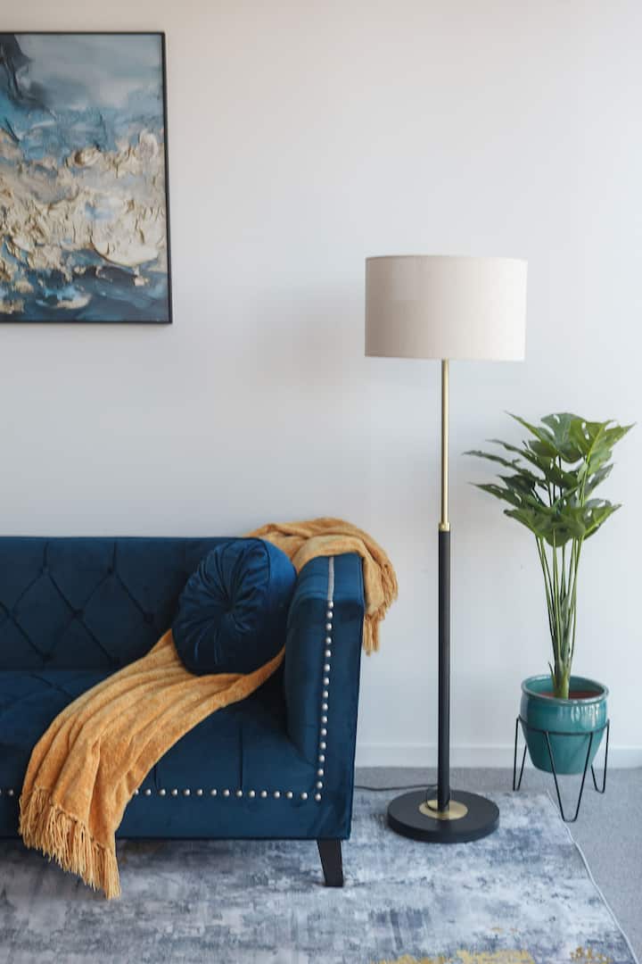 Living room image 2